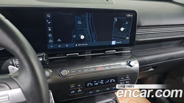 Hyundai Kona 2023 — ფოტო 17/20