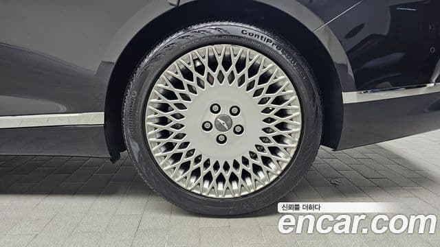 Genesis Electrified G80 2023 — ფოტო 5/20
