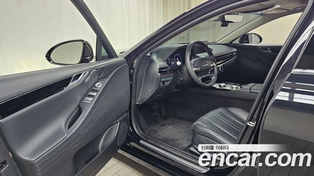 Genesis Electrified G80 2023 — ფოტო 10/20