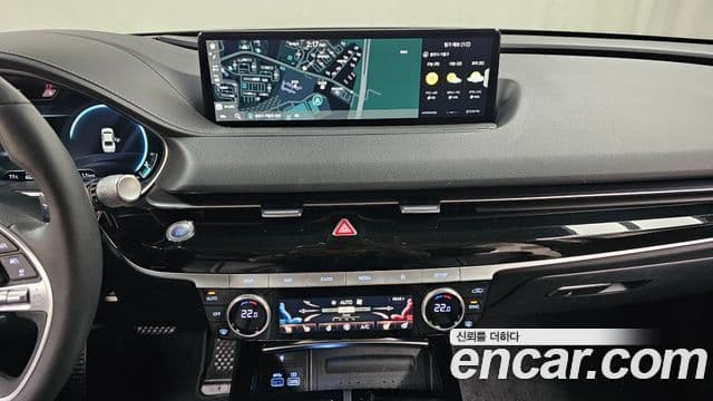 Genesis Electrified G80 2023 — ფოტო 15/20