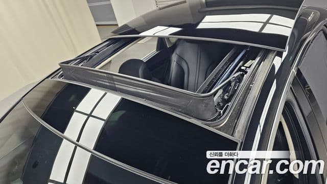 Genesis Electrified G80 2023 — ფოტო 19/20