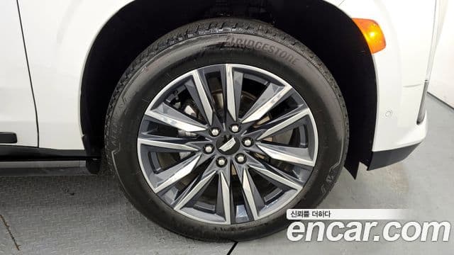 Cadillac Escalade 2023 — Şəkil 5/20