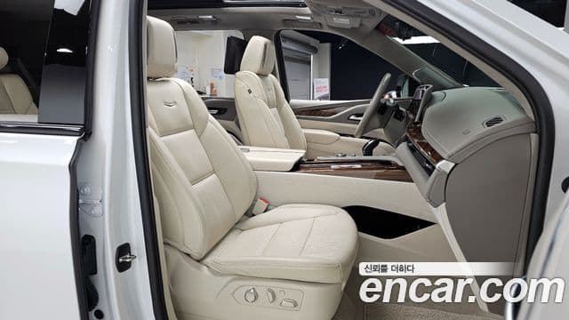 Cadillac Escalade 2023 — Şəkil 10/20