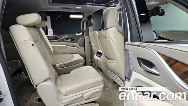 Cadillac Escalade 2023 — Şəkil 11/20