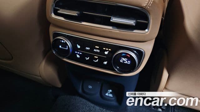 Genesis GV80 2022 — фото 18 из 20