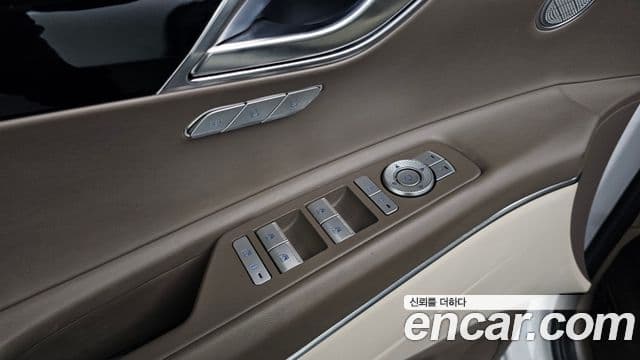Genesis GV80 2022 — ფოტო 15/20