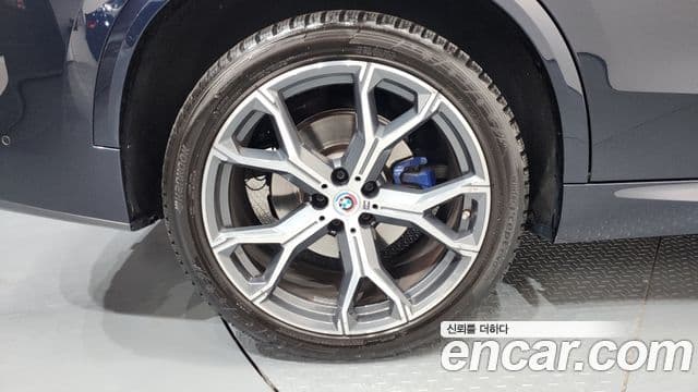 BMW X5 2022 — ფოტო 5/20