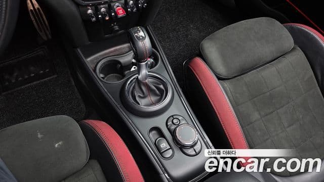 Mini Cooper S Countryman 2018 — ფოტო 9/20