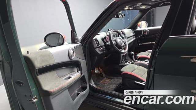 Mini Cooper S Countryman 2018 — ფოტო 10/20