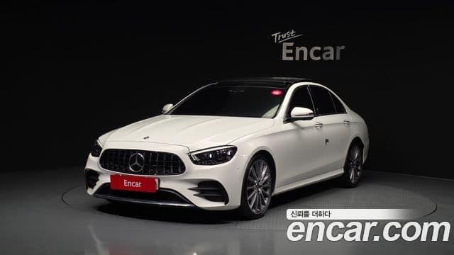 Mercedes-Benz E-Class 2022 — ფოტო 1/20