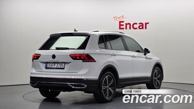 Volkswagen Tiguan 2024 — Photo 20/20