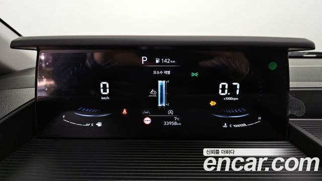 Hyundai Staria 2023 — Фото 8/20