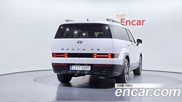 Hyundai Santa Fe 2024 — Фото 4/20