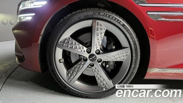 Genesis Electrified G80 2025 — фото 5 из 20