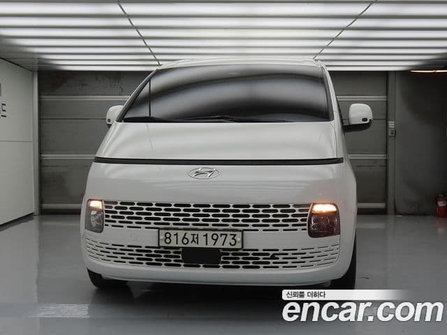 Hyundai Staria, 2022