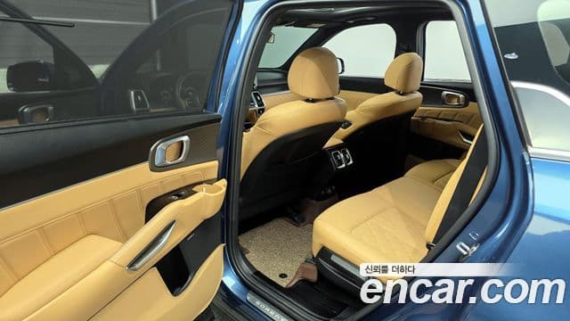 Kia Sorento 2022 — Şəkil 11/20