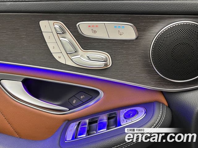Mercedes-Benz GLC-Class 2022 — Şəkil 10/12