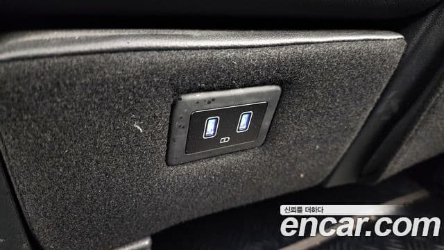 Hyundai Staria 2021 — Фото 19/20