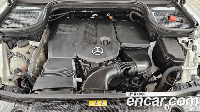 Mercedes-Benz GLE-Class 2023 — Фото 5/20