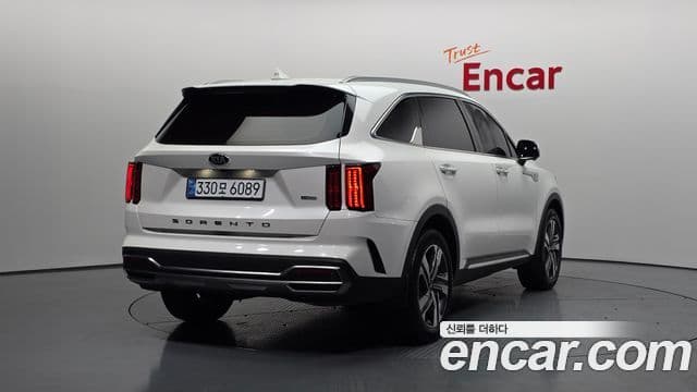 Kia Sorento 2021 — ფოტო 2/20