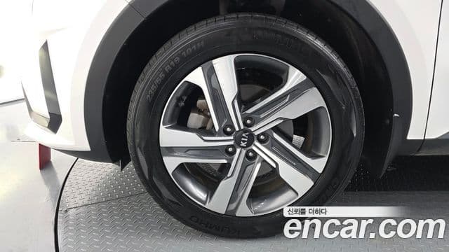 Kia Sorento 2021 — ფოტო 5/20