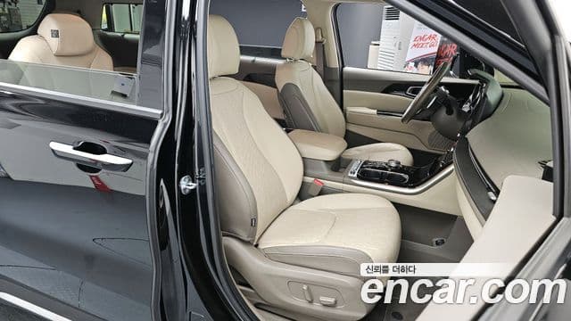 Kia Carnival 2021 — Фото 12/20