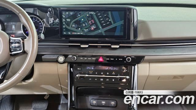 Kia Carnival 2021 — Фото 19/20