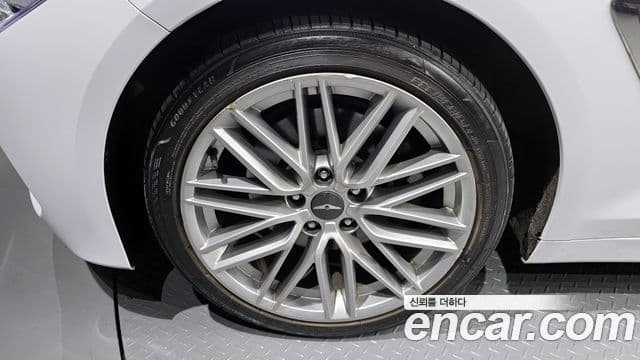Genesis G70 2019 — фото 4 из 20