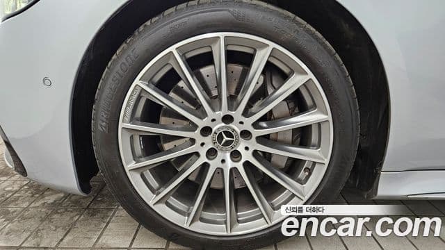 Mercedes-Benz S-Class 2021 — Фото 4/20