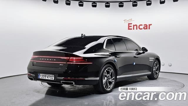 Genesis G90 2023 — Şəkil 2/20