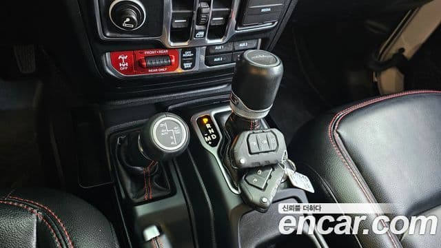 Jeep Gladiator 2021 — Şəkil 9/20