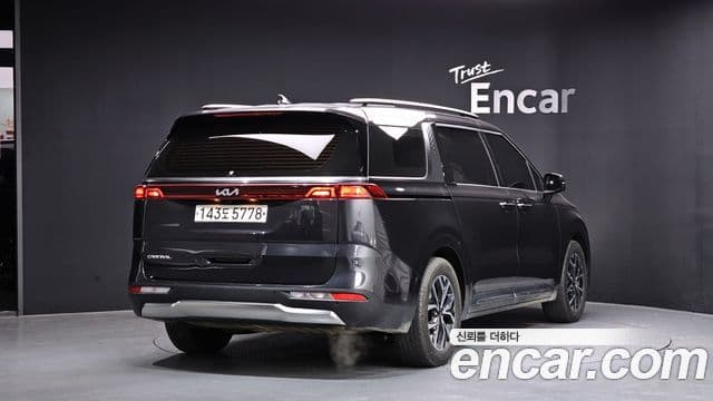 Kia Carnival 2022 — Фото 2/20