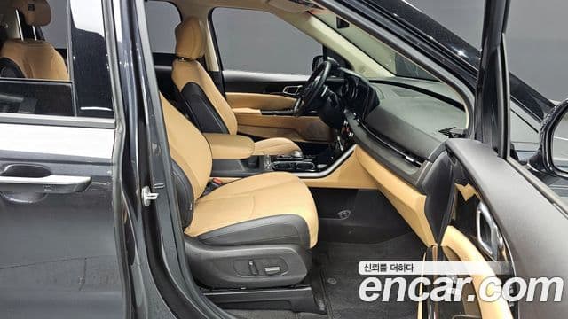 Kia Carnival 2022 — Фото 11/20