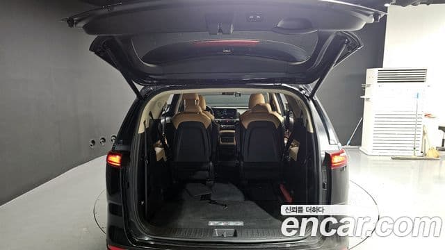 Kia Carnival 2022 — Фото 20/20