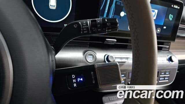 Hyundai Kona 2023 — Фото 9/20