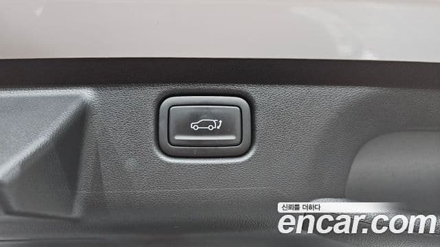 Hyundai Kona 2023 — Фото 20/20