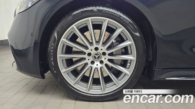 Mercedes-Benz S-Class 2022 — ფოტო 5/20