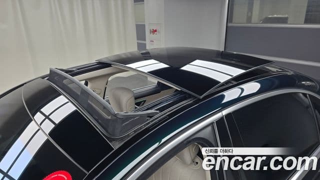 Mercedes-Benz S-Class 2022 — ფოტო 19/20