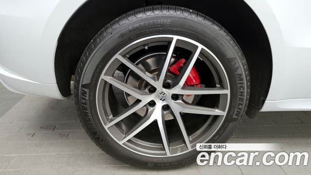 Porsche Macan 2022 — Şəkil 5/20