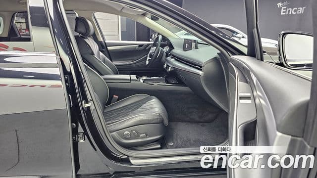 Genesis Electrified G80 2020 — Şəkil 11/20