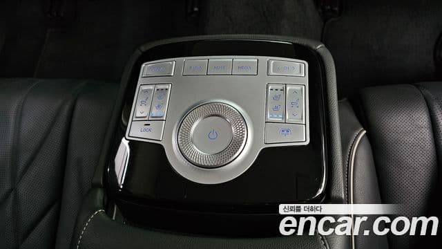 Genesis Electrified G80 2020 — Şəkil 19/20