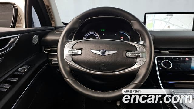 Genesis GV80 2021 — ფოტო 13/20