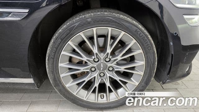 Genesis G80 2020 — ფოტო 17/20