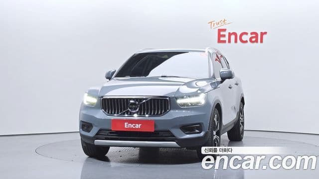 Volvo XC40 2020 — Şəkil 2/20