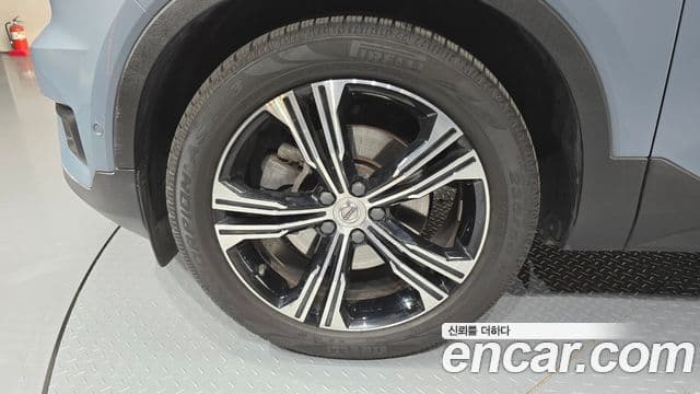 Volvo XC40 2020 — Şəkil 4/20