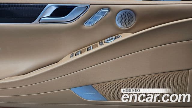 Genesis Electrified G80 2024 — фото 15 из 20