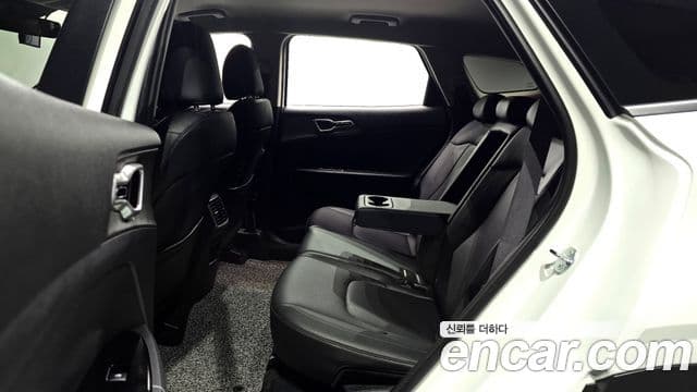 Kia Sportage 2024 — ფოტო 12/20