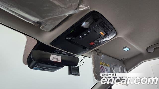 Kia Carnival 2025 — Photo 12/20