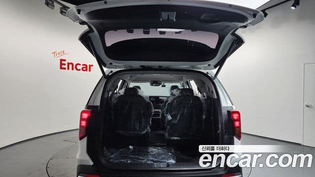 Kia Carnival 2025 — Photo 16/20