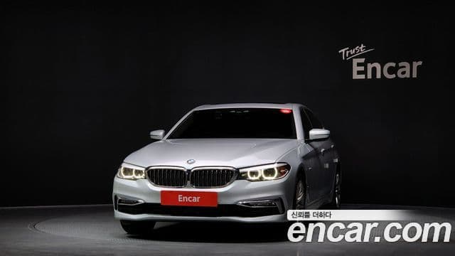 BMW 5 Series 2018 — Şəkil 2/20